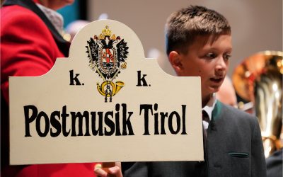Die k.u.k. Postmusik Tirol feiert fulminantes Jubiläumsjahr